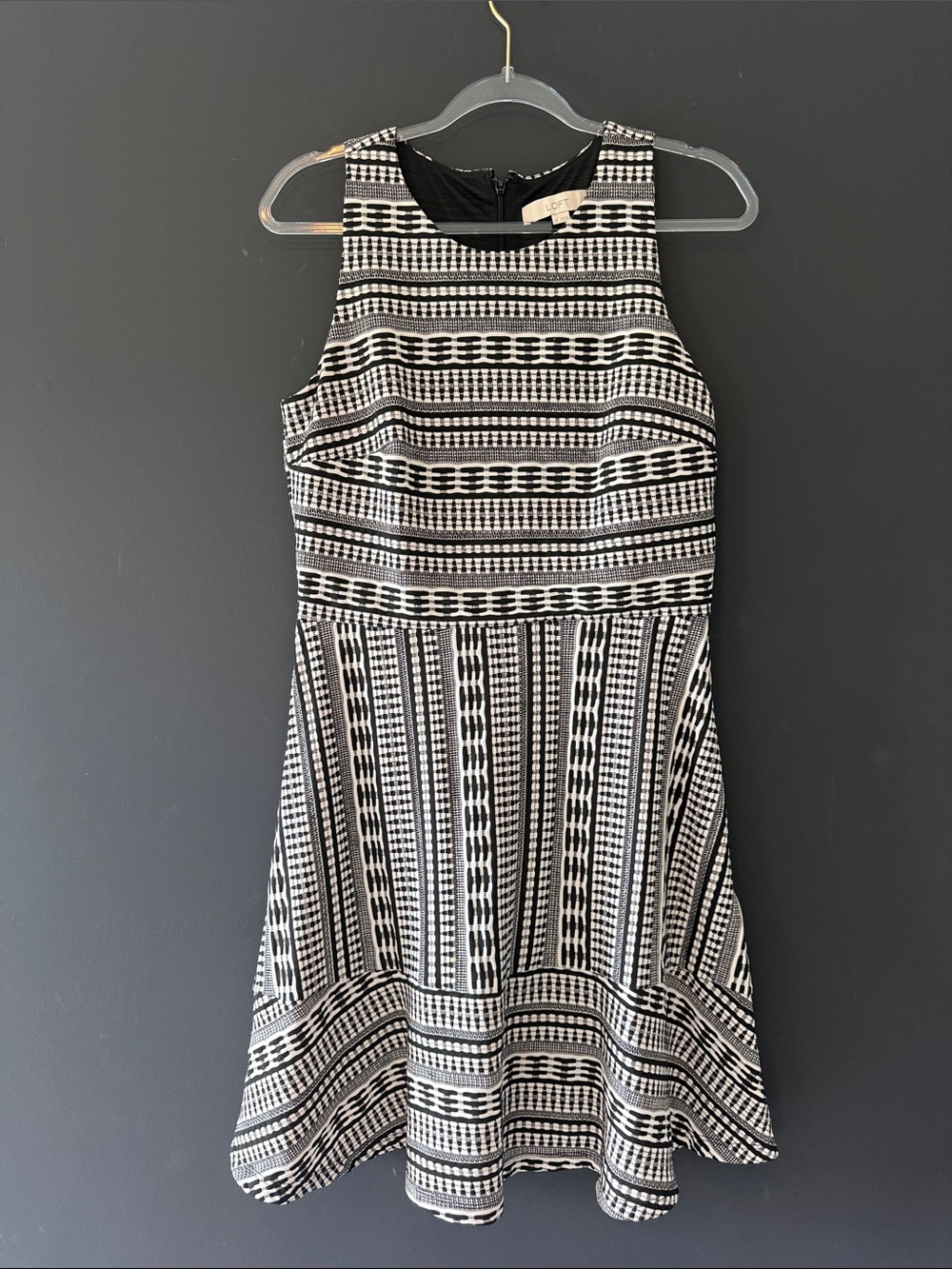 LOFT Black and White Patterned Sleeveless Fit-and-Flare Dress